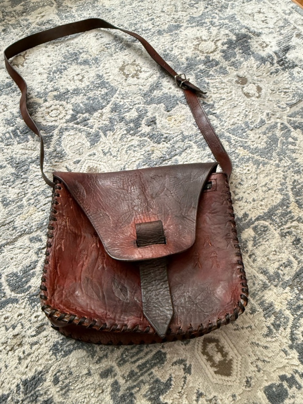 Vintage Tooled Brown Leather Crossbody Bag with Embossed Detail
